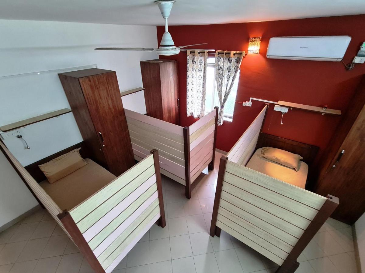 Hostel Lifespace- Twin Bungalow With Pods, Bunks, Private Rooms, Cowork & Cafe Pune Zewnętrze zdjęcie