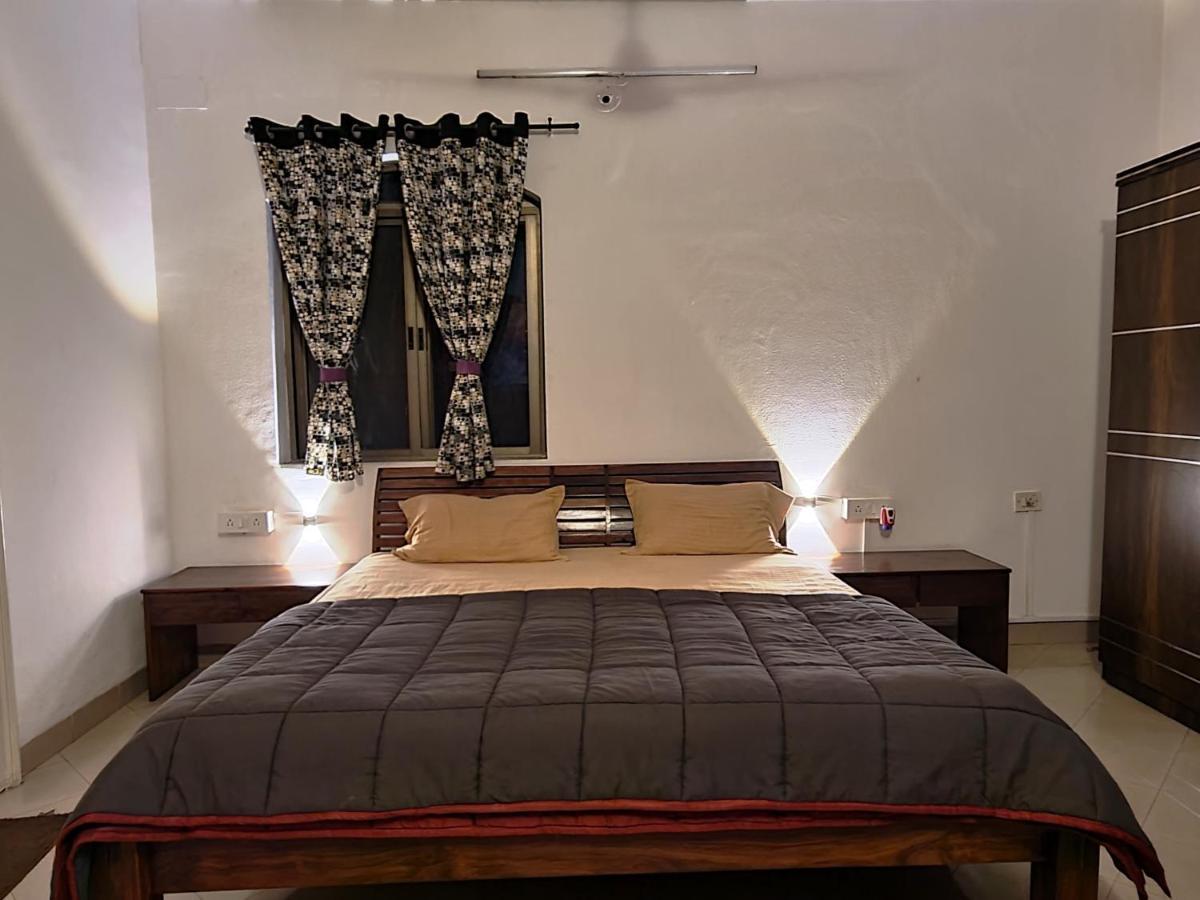 Hostel Lifespace- Twin Bungalow With Pods, Bunks, Private Rooms, Cowork & Cafe Pune Zewnętrze zdjęcie